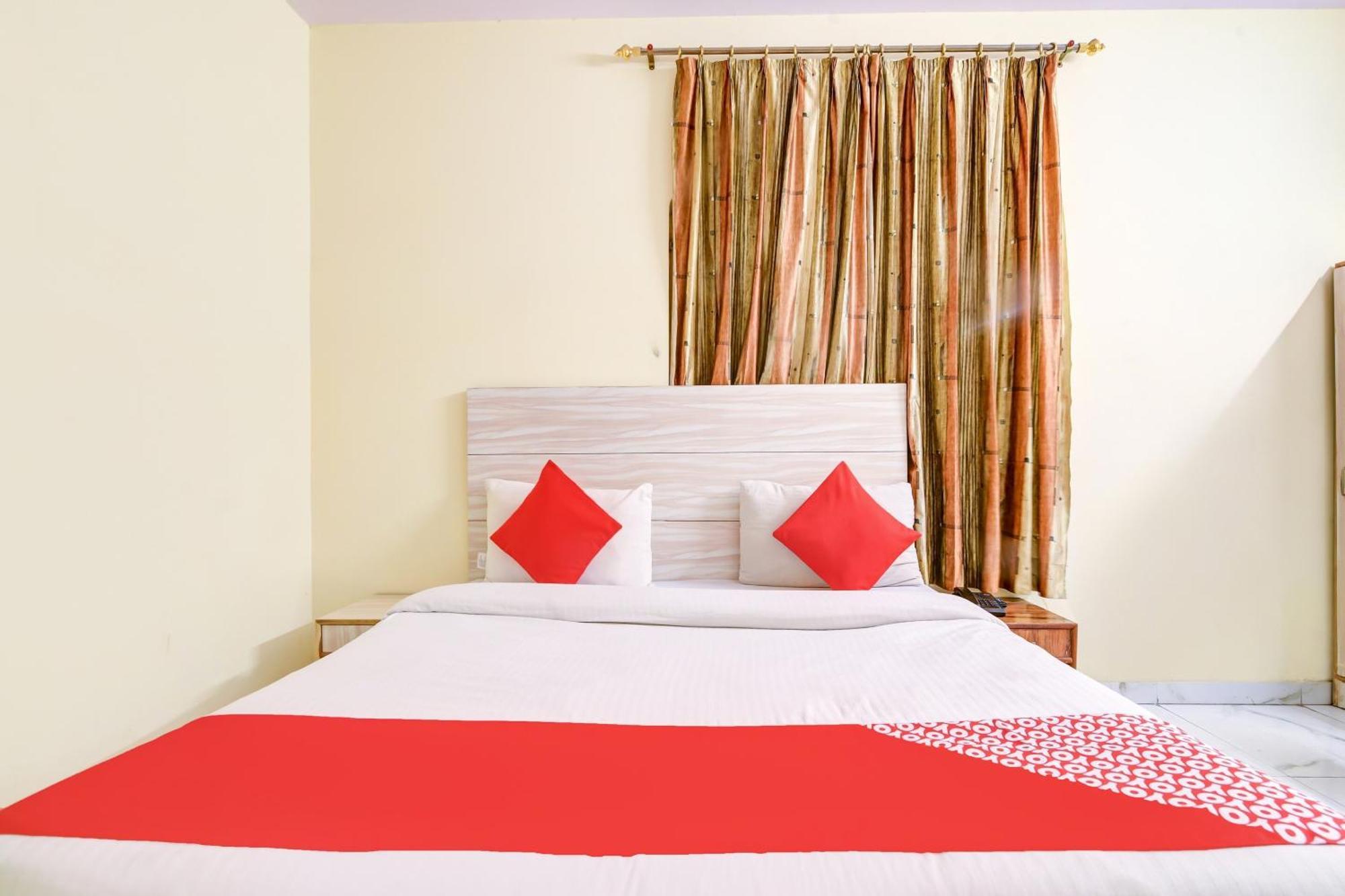 Hotel O 74192 Vishwakarma Palace Delhi  Ngoại thất bức ảnh